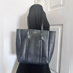 BALENCIAGA WOMEN'S EVERYDAY SMALL TOTE BAG IN BLACK